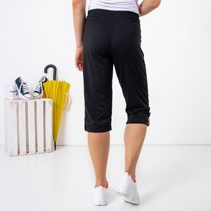 Czarne damskie krótkie spodnie z kieszeniami - Odzież