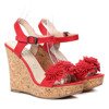 Czerwone sandały na koturnie Oaklynn- Obuwie