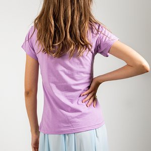 Fioletowy damski bawełniany t-shirt z printem i napisami - Odzież