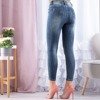 Jeansowe spodnie z przetarciami - Spodnie