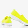 OUTLET Neonowo-żółte damskie tenisówki slip-on Rigila - Obuwie