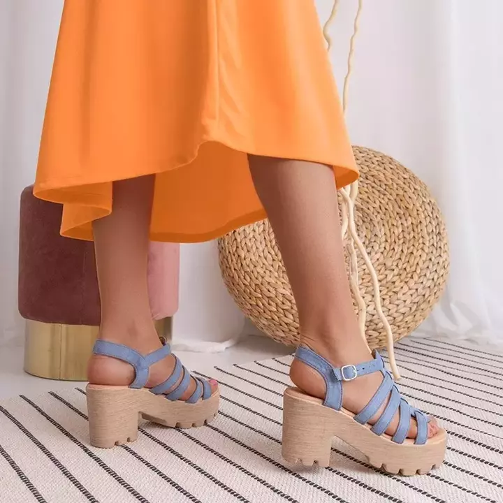 OUTLET Niebieskie damskie sandały na wysokim obcasie Tamianka - Obuwie