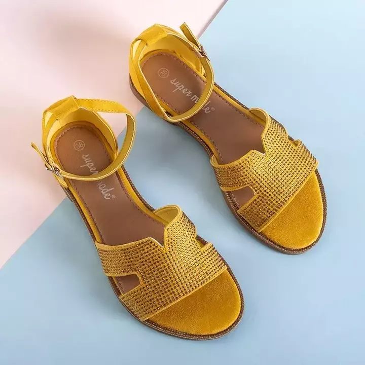 OUTLET Żółte damskie sandały z cyrkoniami Motilya - Obuwie