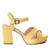 Żółte sandały na słupku- Obuwie