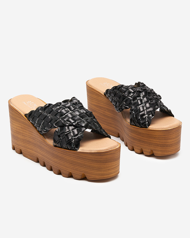 OUTLET Чорні жіночі сандалі на танкетці Balbanina - Взуття