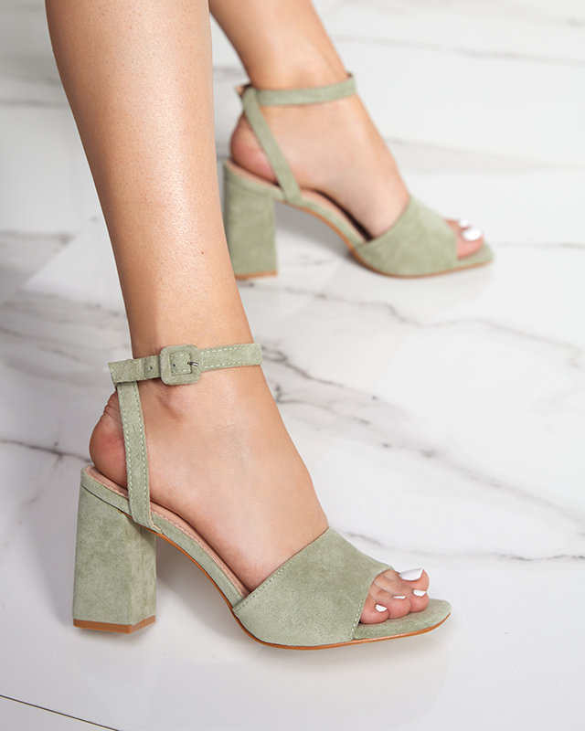 OUTLET Зелені жіночі еко замшеві босоніжки на посту Herra - Взуття