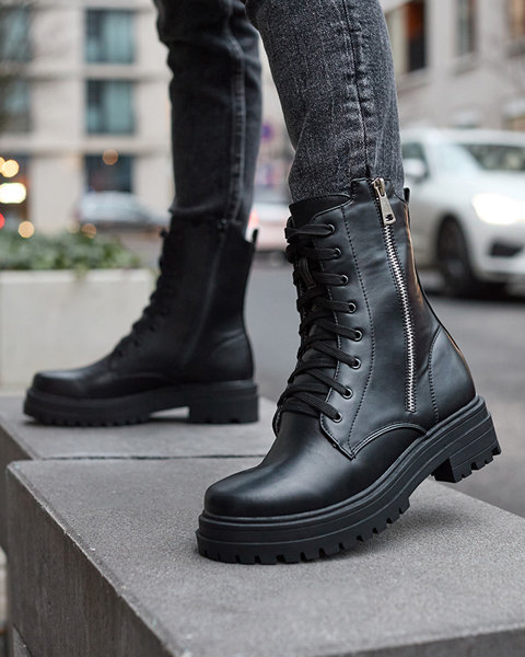 Чорні жіночі черевики на плоскому каблуці Fetisa - Взуття
