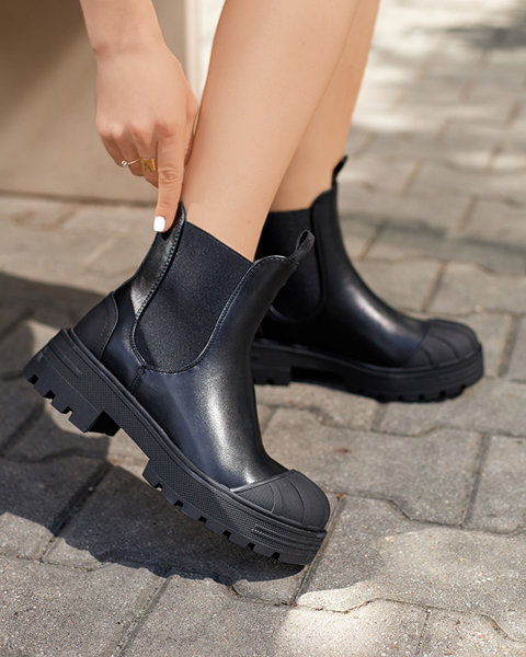 Чорні жіночі чоботи на масивній підошві Beretica - Взуття