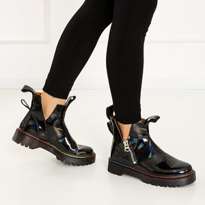 Чорні жіночі лаковані черевики Odeta