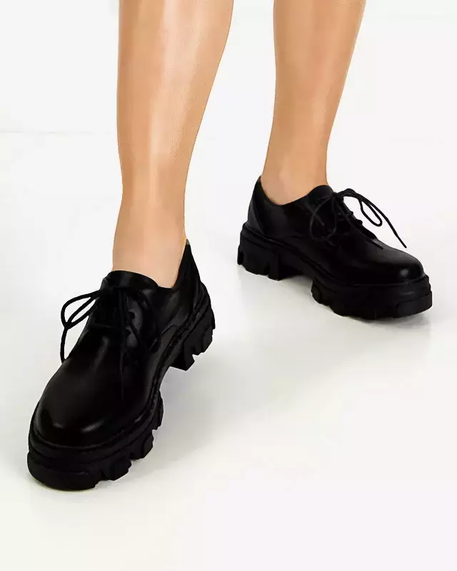 OUTLET Чорні жіночі чоботи з екошкіри Pertiso - Туфлі