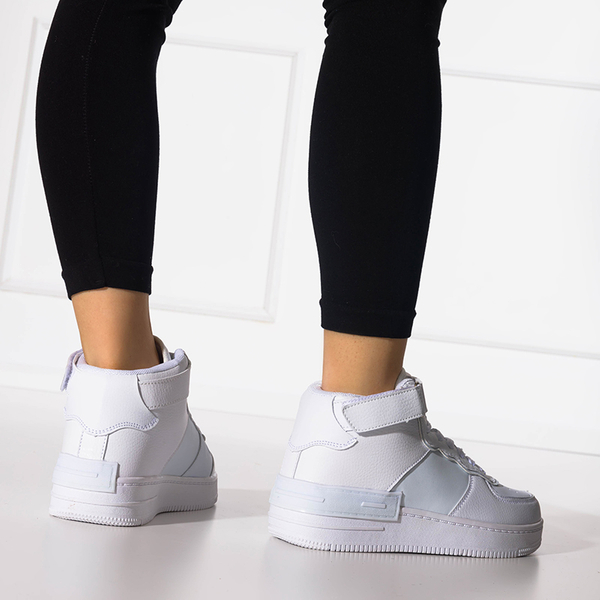 OUTLET Жіноче біле спортивне взуття Dummi - Взуття