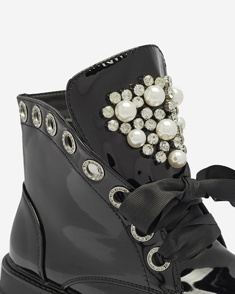 OUTLET Жіночі лаковані черевики-баггі чорного кольору Oselfo- Footwear