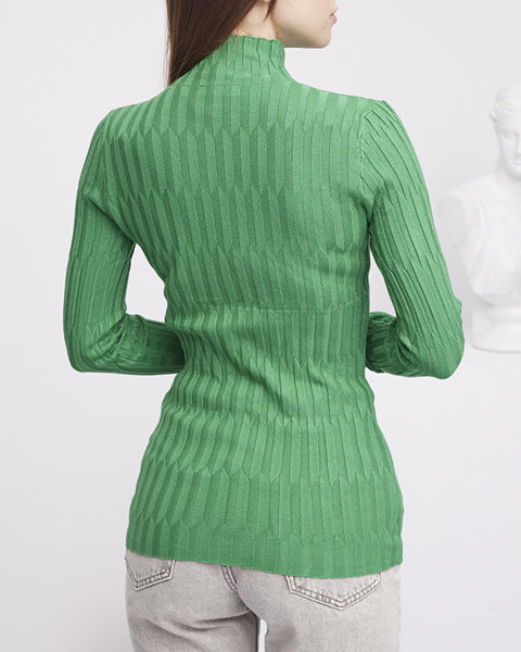 Зелений светр в рубчик з коміром-стійкою