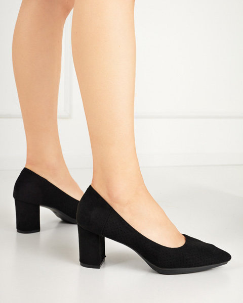 Жіночі туфлі чорного кольору на каблуці Kalirso